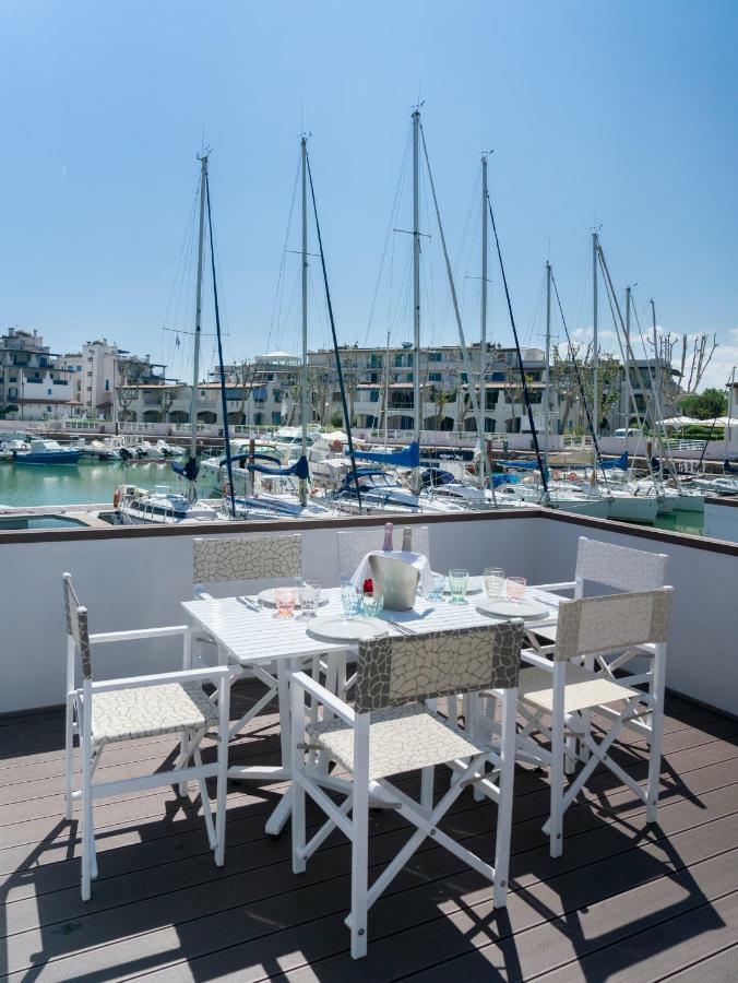 מיסאנו אדריאטיקו Portoverde Luxury Houseboat מראה חיצוני תמונה